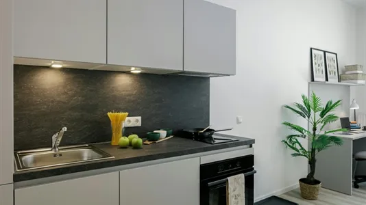 Apartments in Vienna Favoriten - photo 4