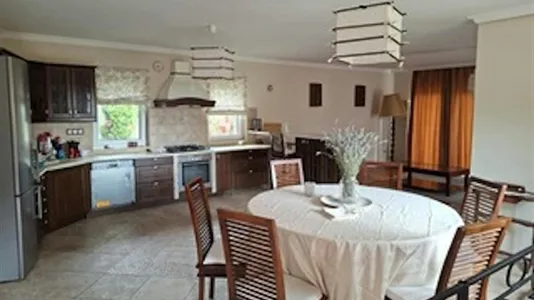 Houses in Szentendrei - photo 2