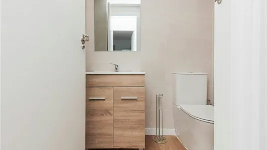 Rooms in Reus - photo 9