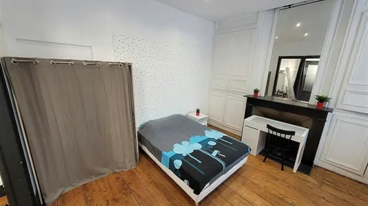 Houses in Lille - photo 5