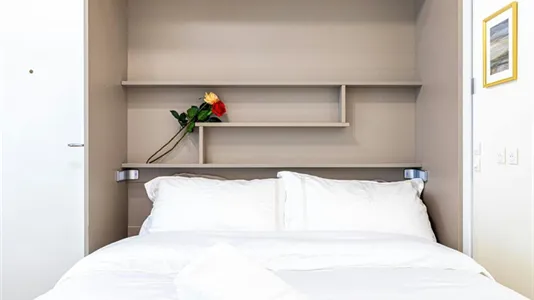 Apartments in Paris 15ème arrondissement - photo 8