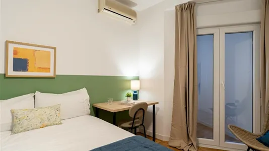 Rooms in Madrid Retiro - photo 6