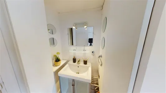 Rooms in Paris 16ème arrondissement (South) - photo 4