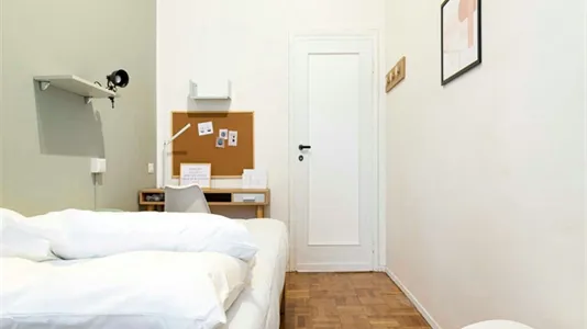 Rooms in Milano Zona 4 - Vittoria, Forlanini - photo 2