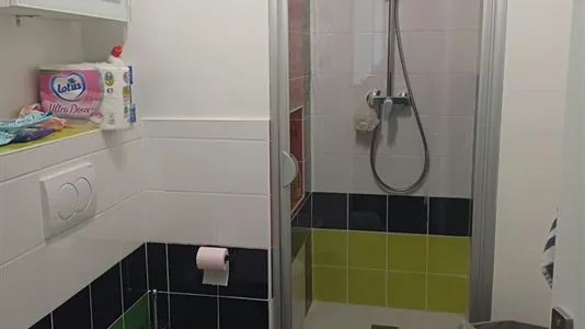 Rooms in Lyon - photo 4