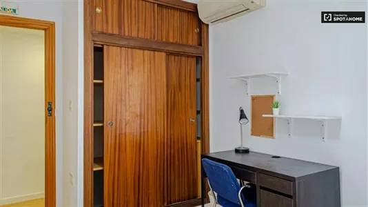 Rooms in Burjassot - photo 7