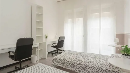 Rooms in Milano Zona 1 - Centro storico - photo 2