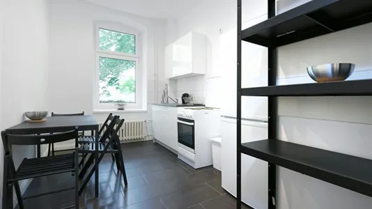 Rooms in Berlin Mitte - photo 9