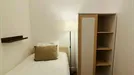 Room for rent, Lisbon (region), &lt;span class=&quot;blurred street&quot; onclick=&quot;ProcessAdRequest(12535597)&quot;&gt;&lt;span class=&quot;hint&quot;&gt;See streetname&lt;/span&gt;[xxxxxxxxxxxxx]&lt;/span&gt;