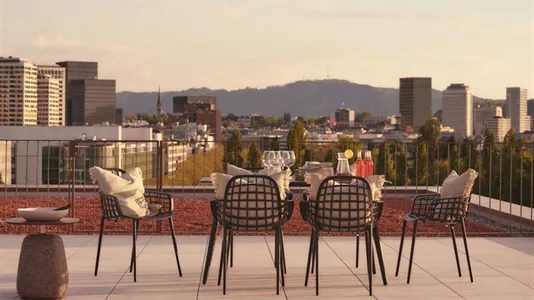 Houses in Bülach - photo 4