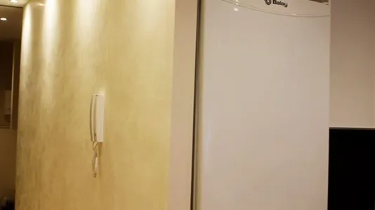 Rooms in Barcelona Eixample - photo 10