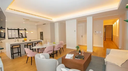 Apartments in Madrid Retiro - photo 6