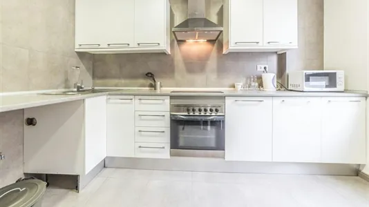 Rooms in Valencia Ciutat Vella - photo 8