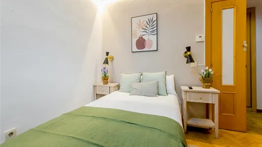 Rooms in Madrid Arganzuela - photo 1