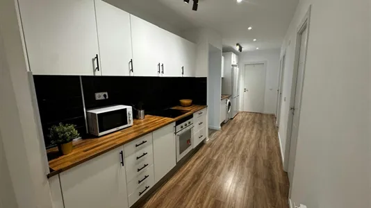 Rooms in Madrid Chamberí - photo 10