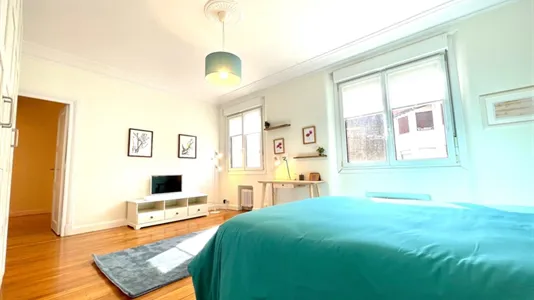 Rooms in Bilbao - photo 6