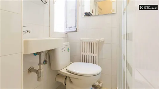 Rooms in Madrid Centro - photo 8