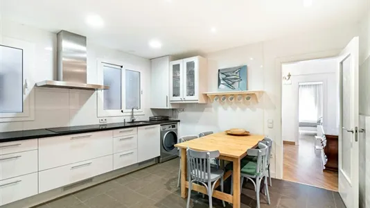 Rooms in Barcelona Ciutat Vella - photo 6