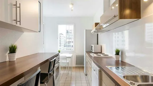 Rooms in Lyon - photo 5