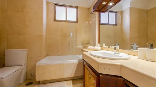 Rooms in Madrid Chamberí - photo 10