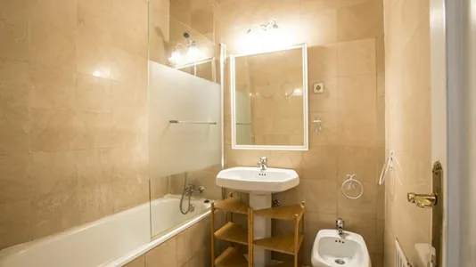 Rooms in Madrid Centro - photo 1