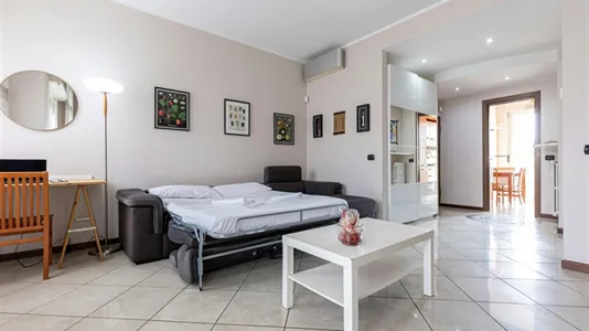 Apartments in Milano Zona 6 - Barona, Lorenteggio - photo 8