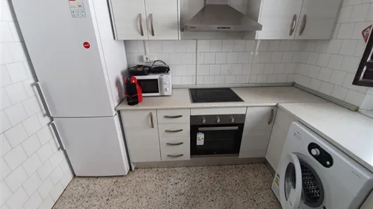 Rooms in Granada - photo 10