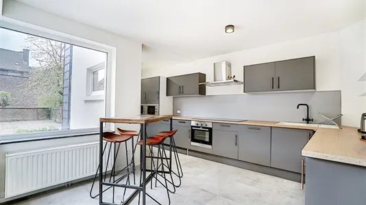 Rooms in Charleroi - photo 7