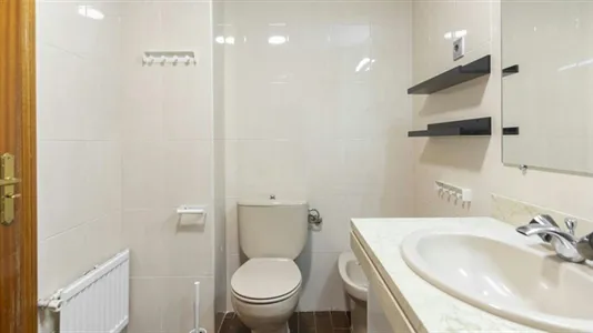 Rooms in Madrid Hortaleza - photo 7
