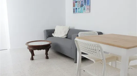 Rooms in El Fontanal - photo 8