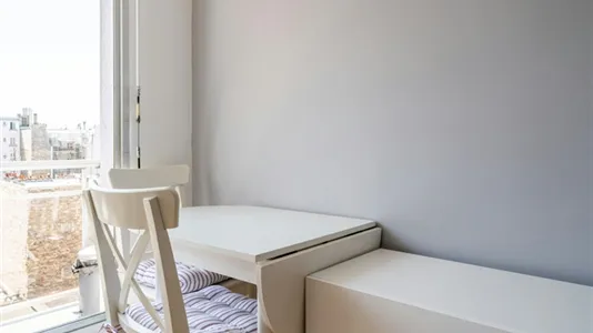 Apartments in Paris 17ème arrondissement - photo 7