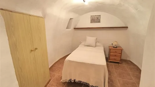Rooms in Elche/Elx - photo 3