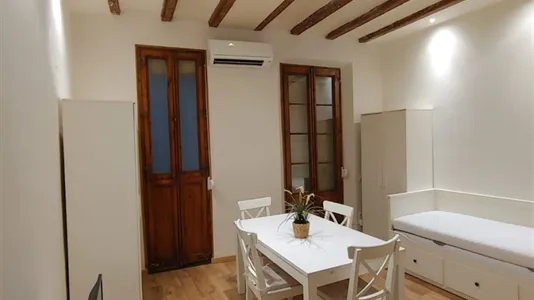 Apartments in Barcelona Ciutat Vella - photo 8