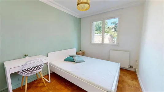Rooms in Lyon - photo 1