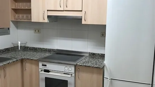 Rooms in Barcelona Eixample - photo 8