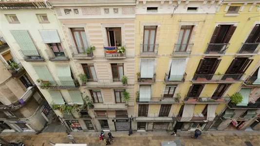 Rooms in Barcelona Ciutat Vella - photo 5