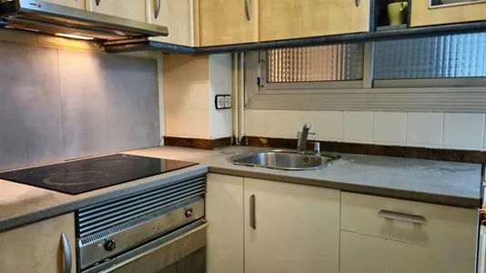 Rooms in Barcelona Eixample - photo 3