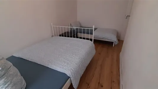 Apartments in Burgenlandkreis - photo 9