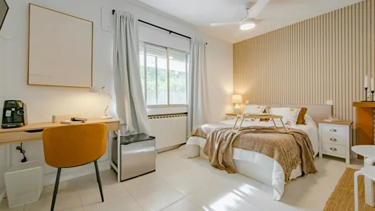 Rooms in Villaviciosa de Odón - photo 1