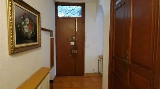 Rooms in Madrid Centro - photo 10