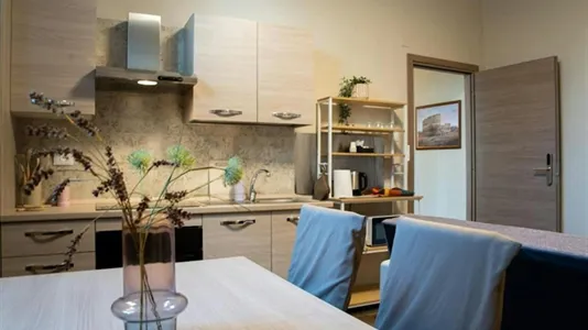 Apartments in Roma Municipio VII – Appio-Latino/Tuscolano/Cinecittà - photo 10