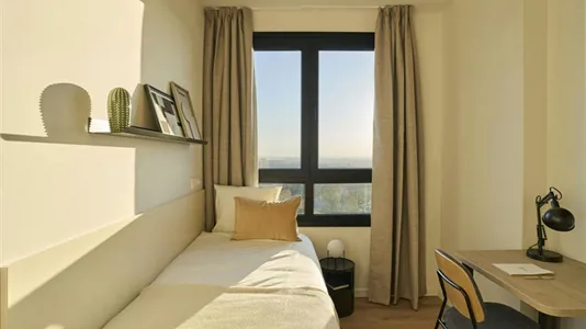 Apartments in Madrid Centro - photo 3