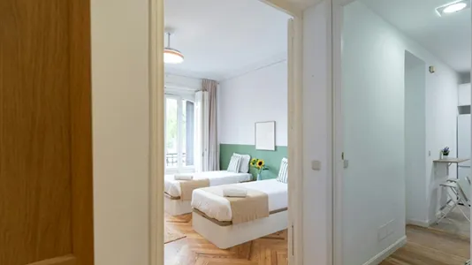 Rooms in Madrid Chamberí - photo 10