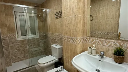 Rooms in Madrid Salamanca - photo 10