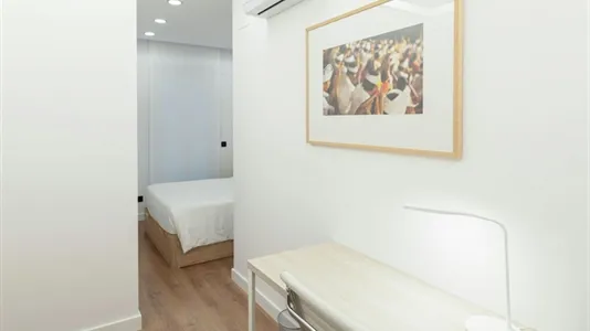 Rooms in Madrid Centro - photo 3