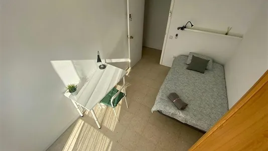 Rooms in Madrid Puente de Vallecas - photo 5