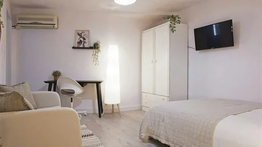 Rooms in Valencia Poblats Marítims - photo 3