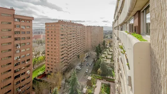 Rooms in Madrid Retiro - photo 7