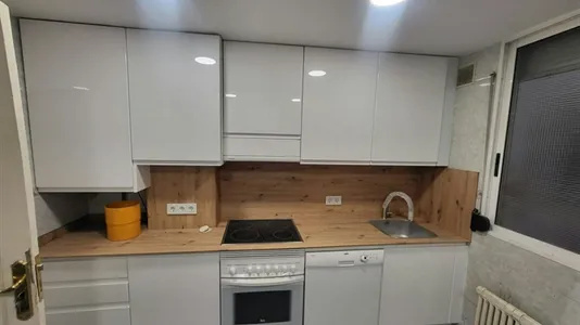 Rooms in Zaragoza - photo 9