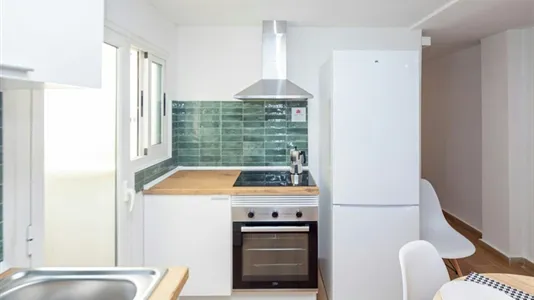 Rooms in Valencia Extramurs - photo 8